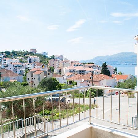 Apartment Horizont Trogir Eksteriør bilde