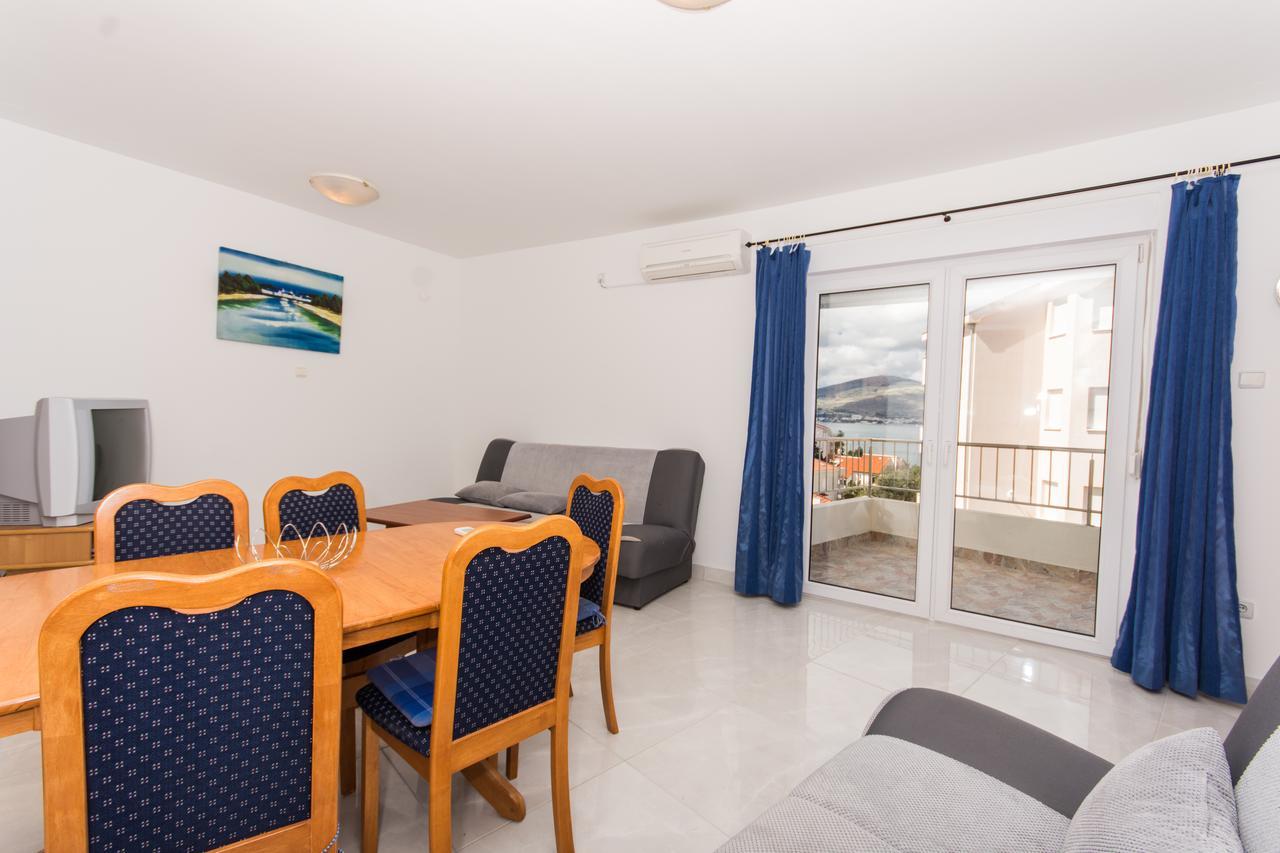 Apartment Horizont Trogir Eksteriør bilde